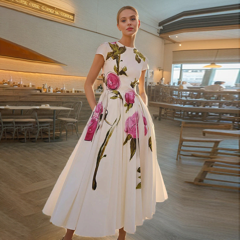 Figure-Flattering Slimming Floral Print Dress with Round Neck – Elegant, High-End Style